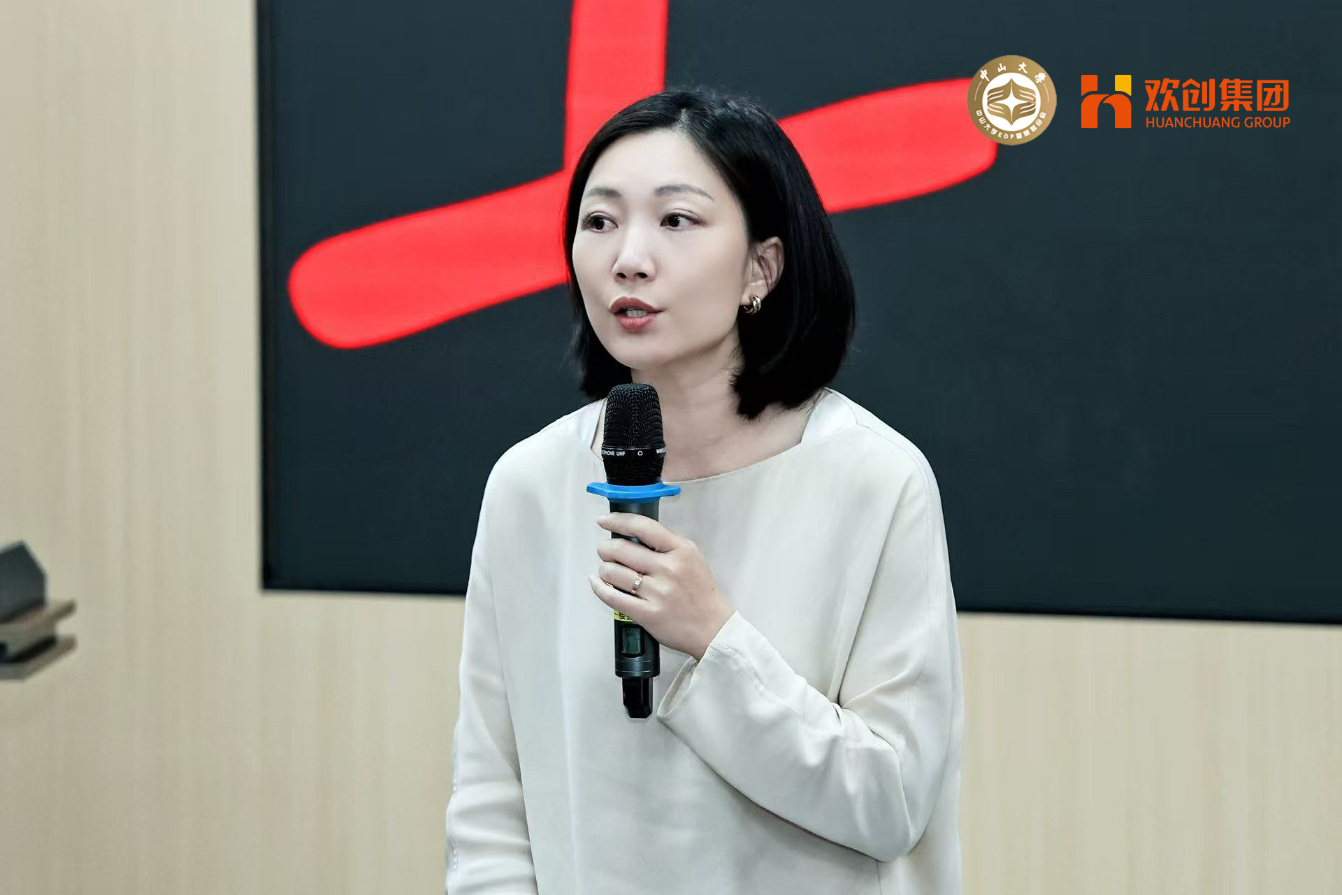 688c5bc8bcc30.jpg 9.jpg